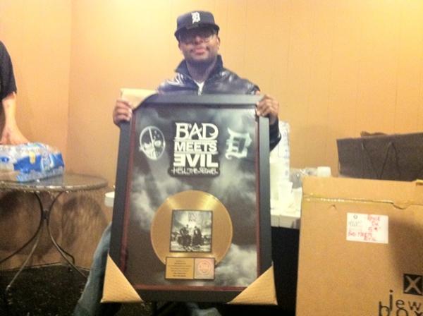 royce-bad-meets-evil-plaque-gold[1].jpg